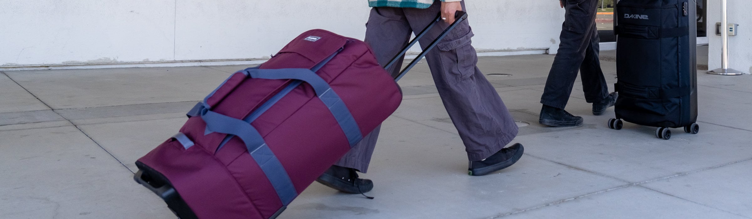 HW25 KK Reisetaschen mit Rollen Damen