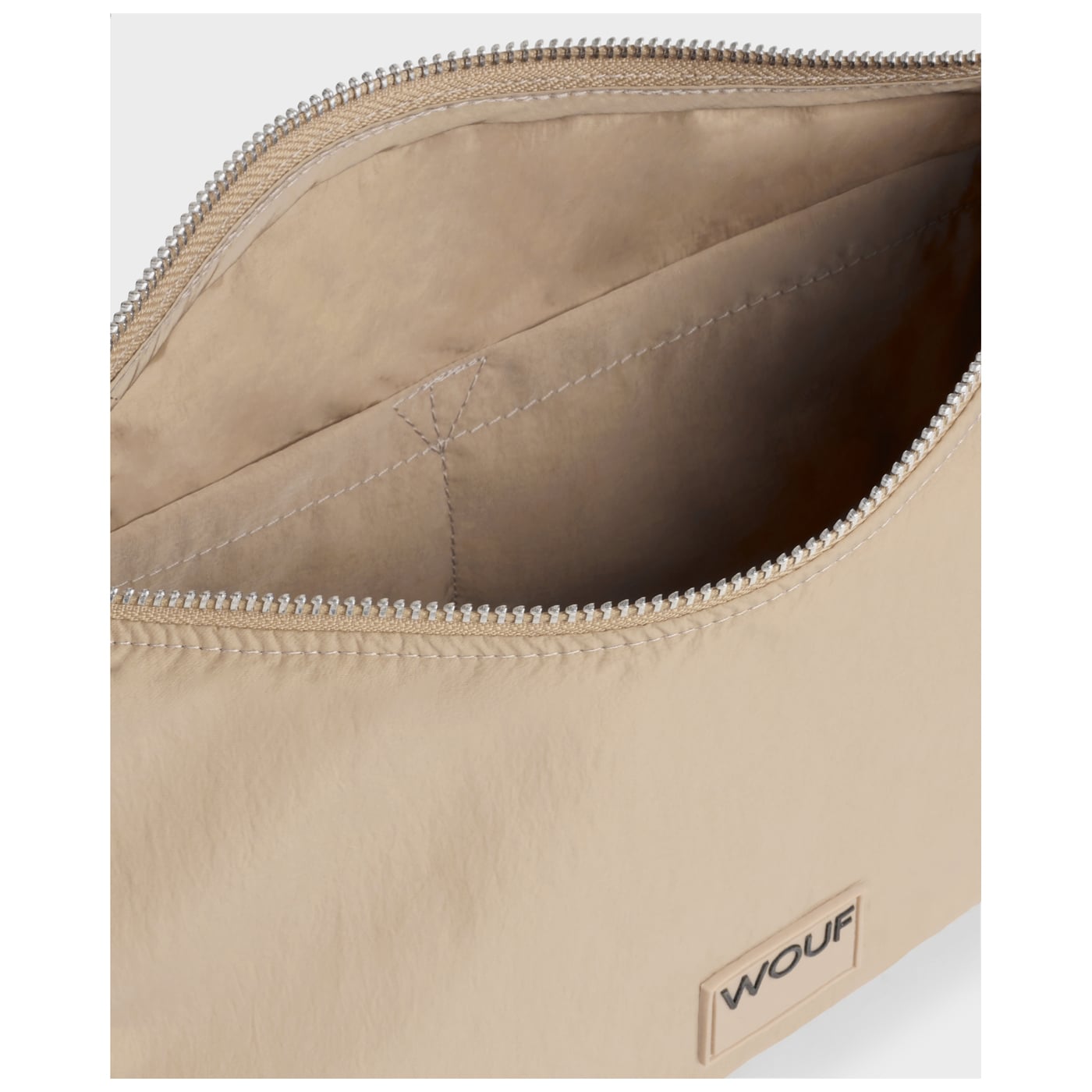 2135650080-03