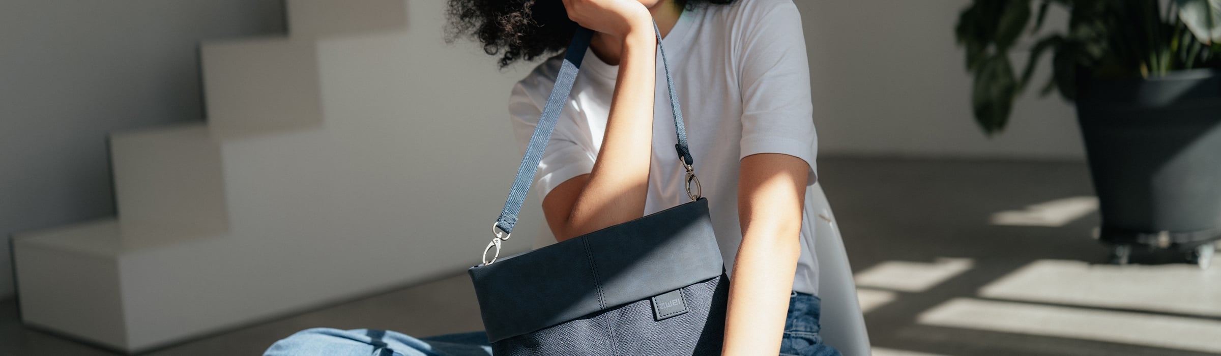 Zwei Handtaschen