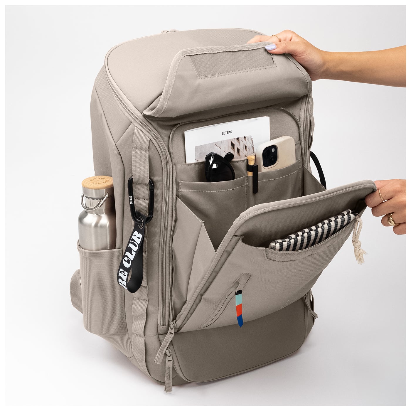 3665700520-04