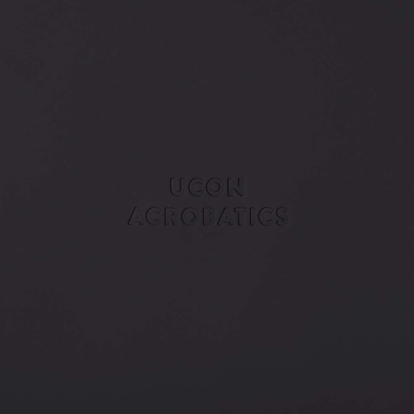 3640911840-10